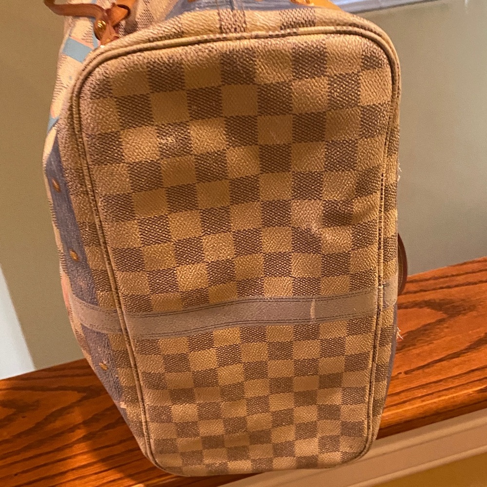 Louis Vuitton Rare Summer Trunk Bag - Picture 14 of 15